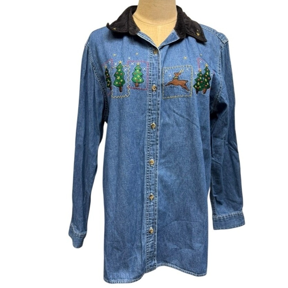 Holiday Denim Shirt SZ L Christmas Trees Reindeer Embroidered Buttons VTG
